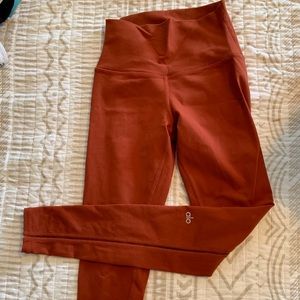 Alo dash leggings